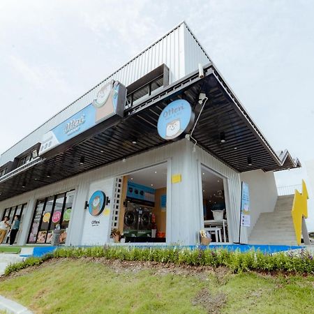 My Space69 Bangkok Bagian luar foto