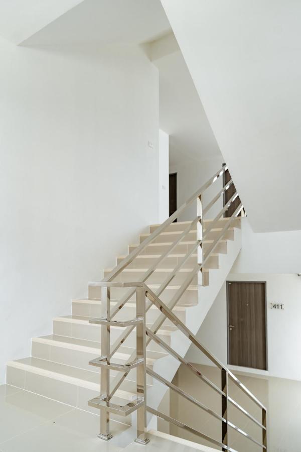 My Space69 Bangkok Bagian luar foto