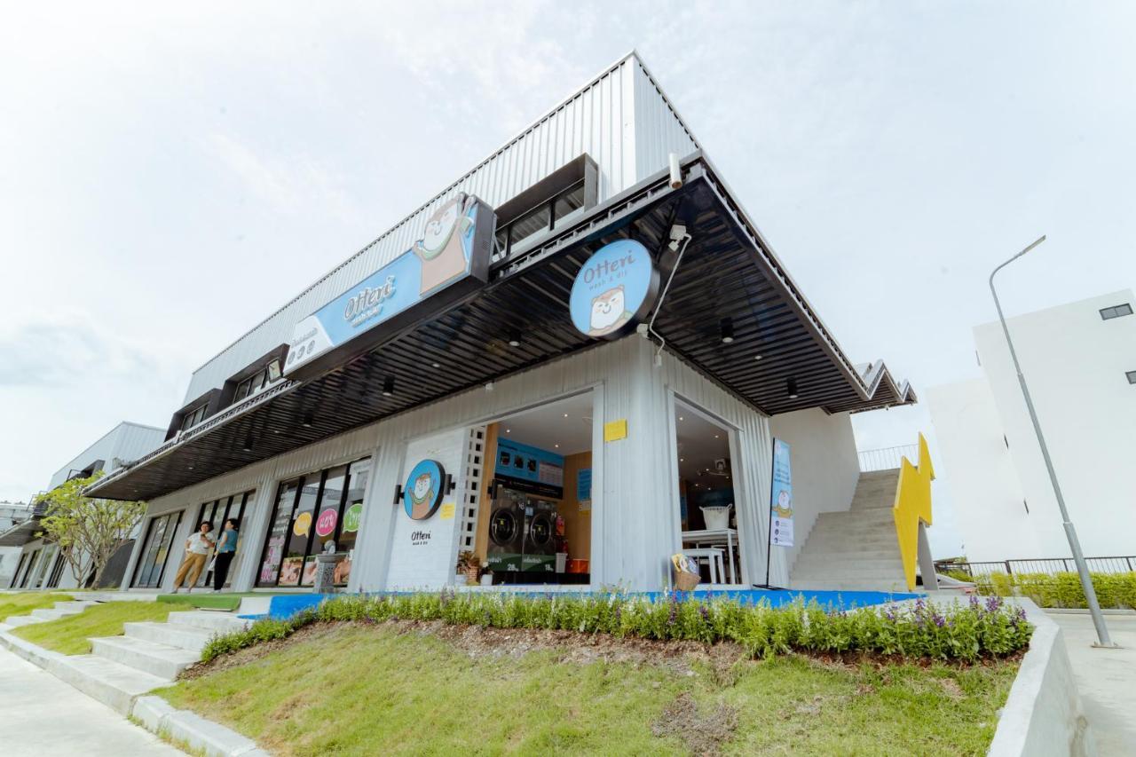 My Space69 Bangkok Bagian luar foto
