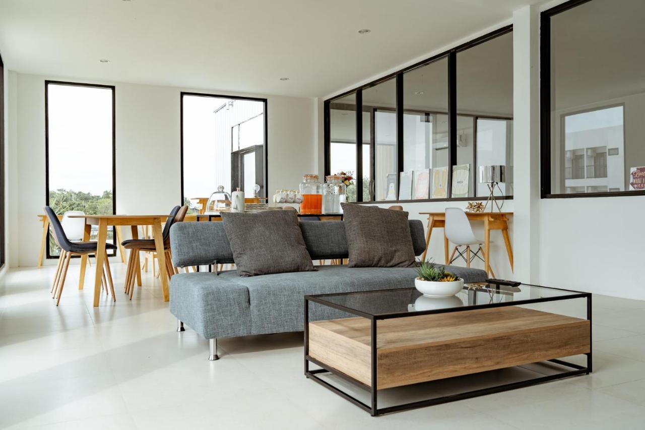 My Space69 Bangkok Bagian luar foto