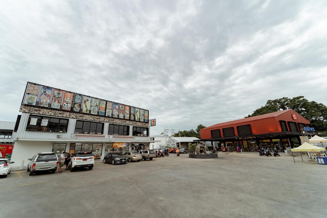My Space69 Bangkok Bagian luar foto