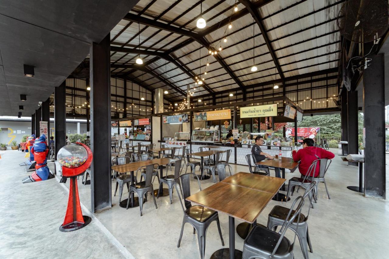 My Space69 Bangkok Bagian luar foto